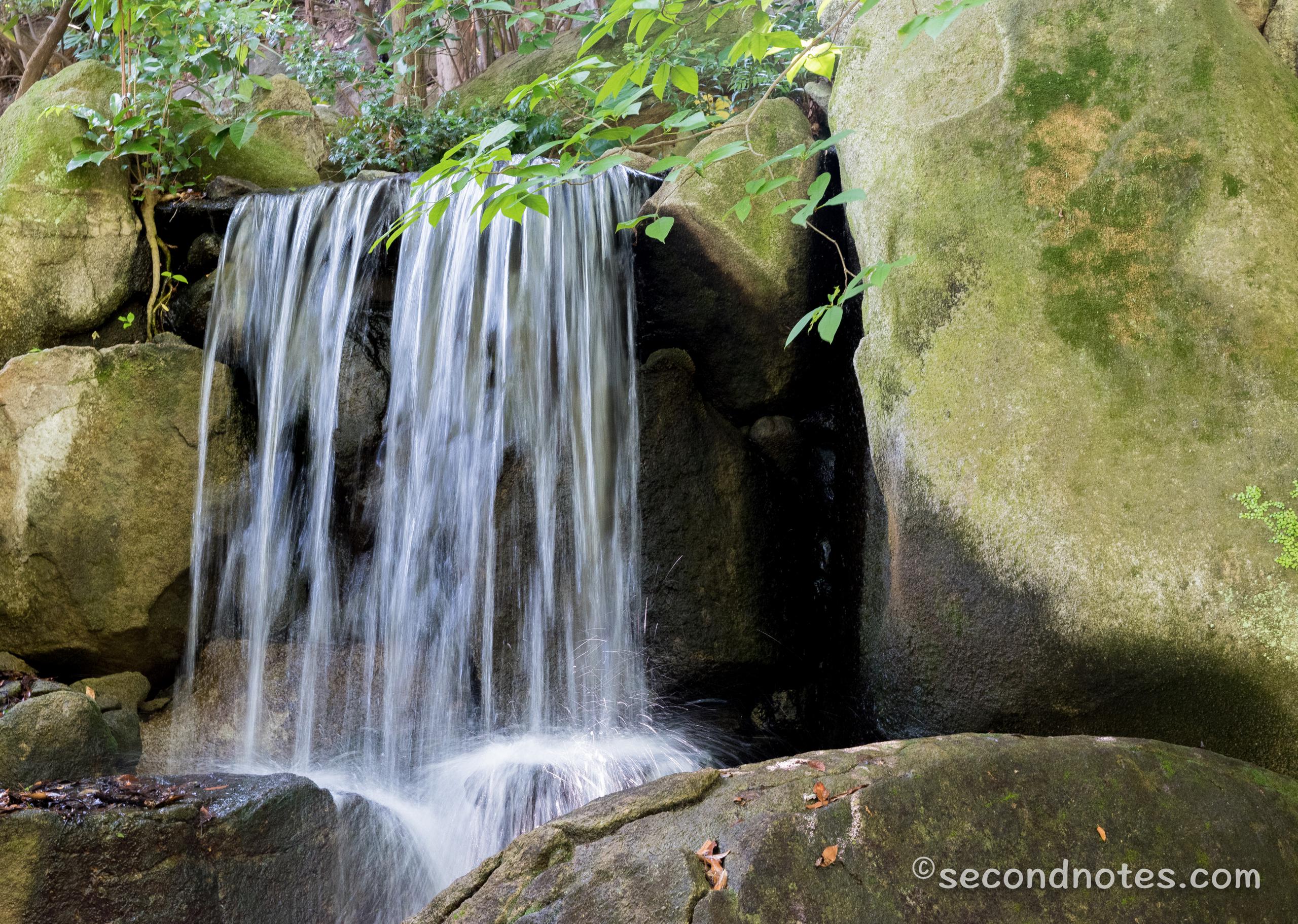 滝の撮り方まとめ 流れるような滝の撮影方法を写真付きで述べていきます Secondnotes
